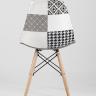 Стул Eames обивка в стиле пэчворк черно-белый, ножки массив бука в Краснодаре