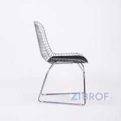 Bertoia хромированный металл с черной подушкой из экокожи