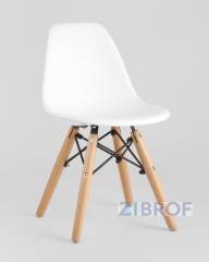 Комплект мебели детский стол Eames и два стульчика